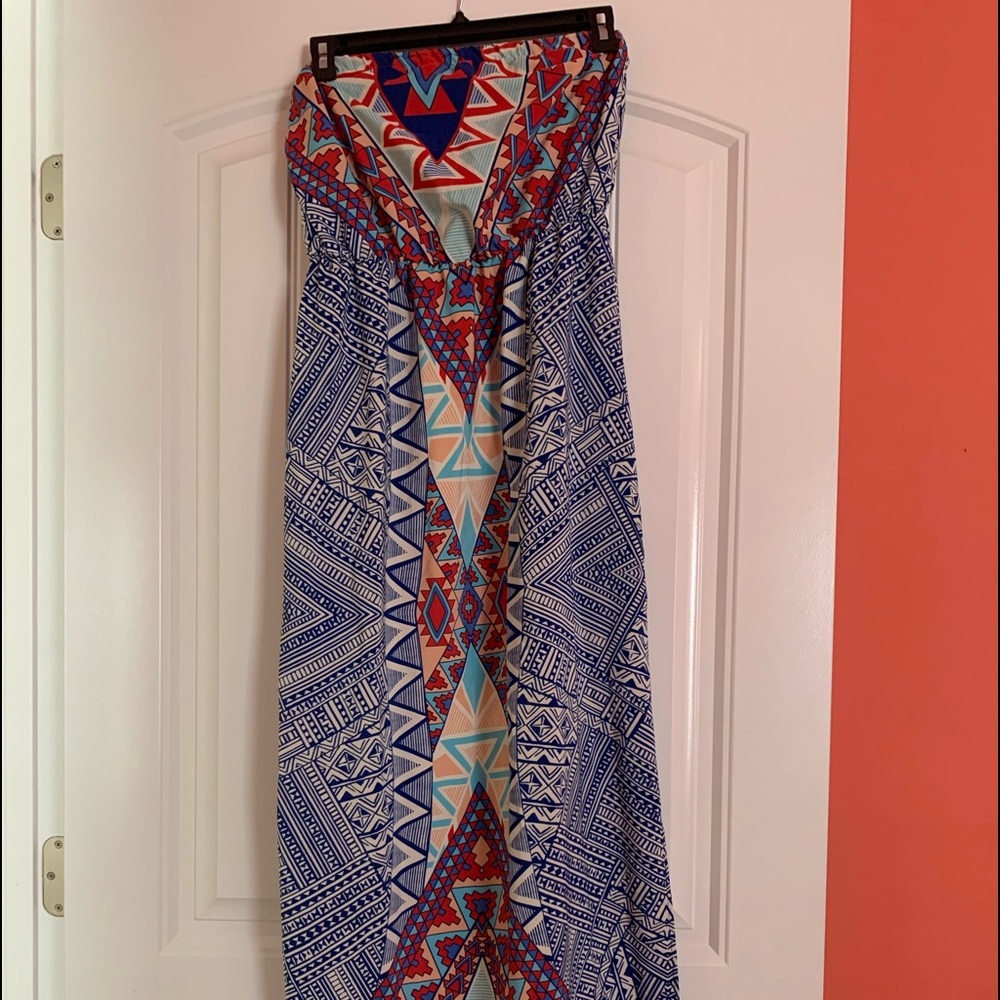 Maxi dress. Worn but still in great condition.